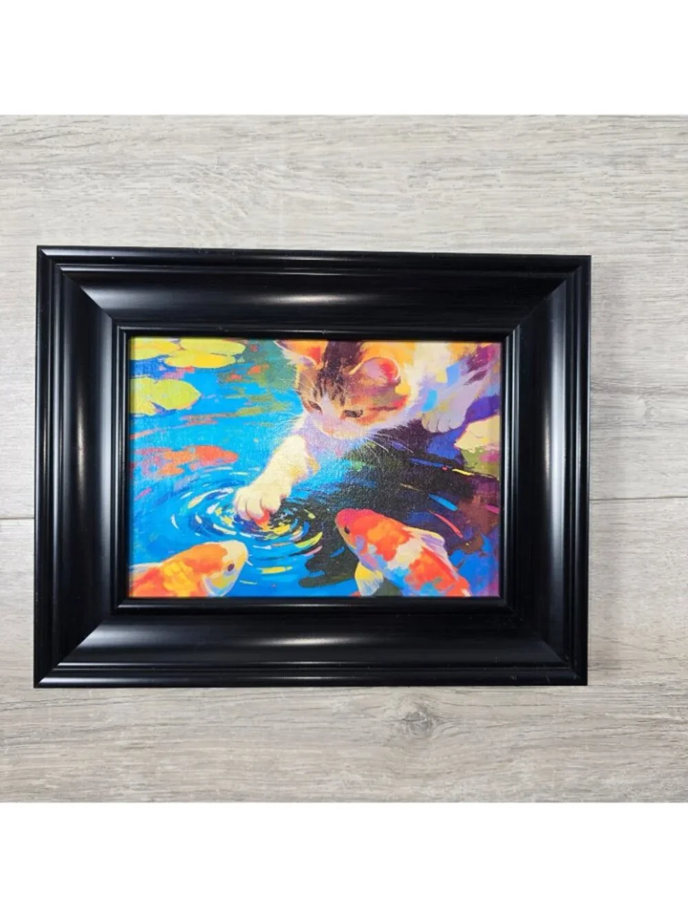 The Unbranded Brand small framed